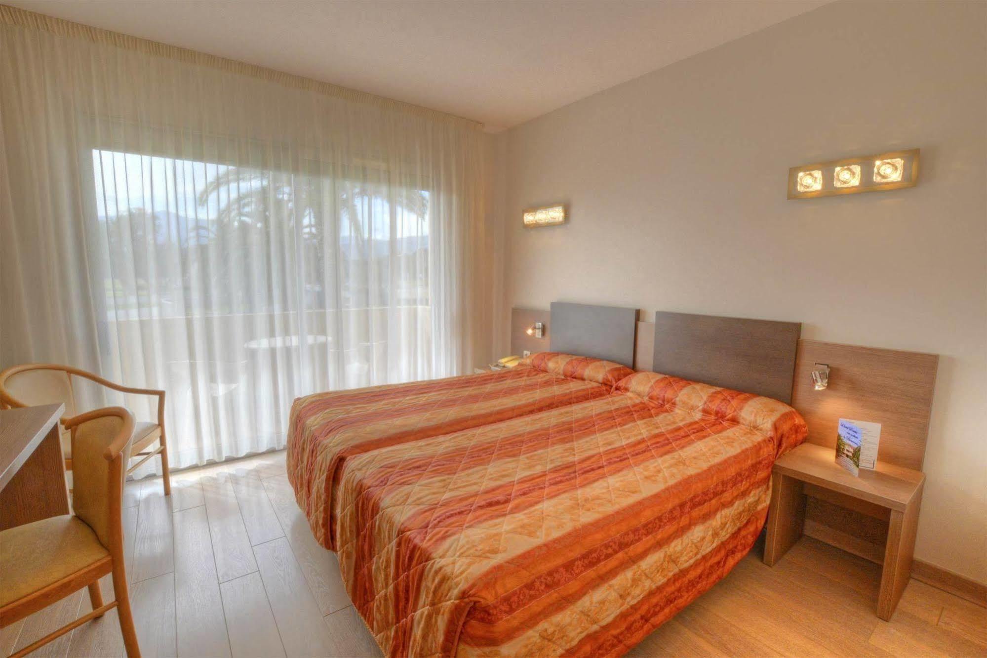 Hotel Poretta Lucciana Kültér fotó